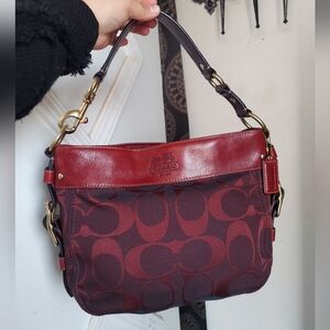 Coach Y2K Burgundy Zoe Signature Zip Hobo 12657❤️💜